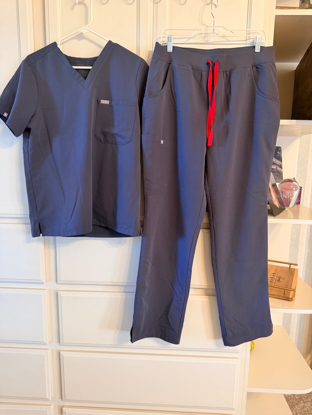 Figs scrub set women’s Katrina top large and Cade bottoms large tall blue/Grey
